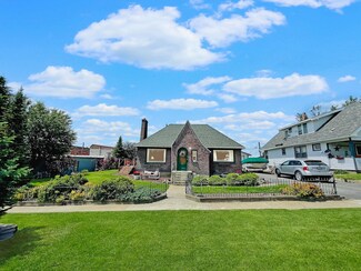 119 S Broadway St, Tekoa, WA 99033
