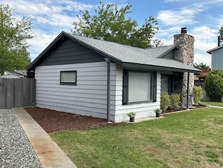 2401 Camden St, Richland, WA 99352