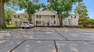 9010 N Swan Cir, Saint Louis, MO 63144