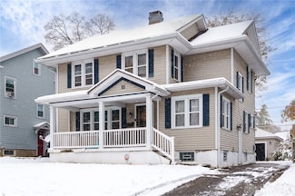 11 Pinehurst Ave, Dayton, OH 45405