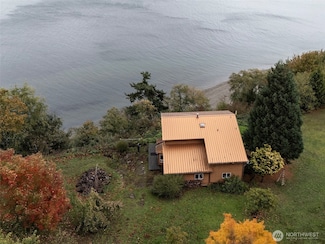 26-E E Port Gardner Dr, Everett, WA 98206