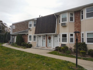 234 Millard Ave Unit 234, West Babylon, NY 11704