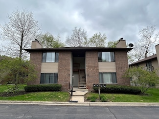 265 S Harrison St, Geneva, IL 60134