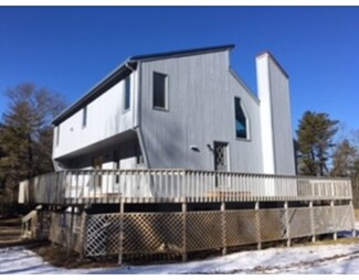 6 Ledgeview Dr, Assonet, MA 02702