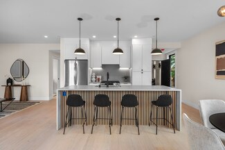 294 Beacon St Unit 3, Somerville, MA 02143