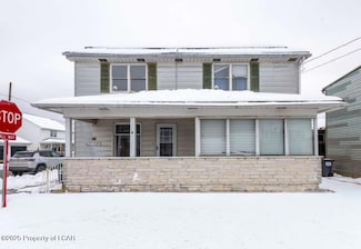 10 Center St, Kelayres, PA 18231