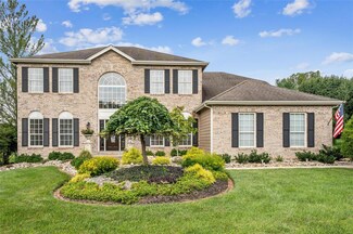 1083 Keystone Trail Dr, Chesterfield, MO 63005