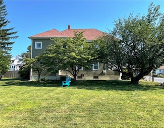 38 Bryant St, Cumberland, RI 02864