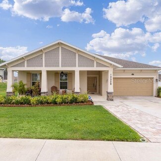 13329 Lake Yale View Loop, Grand Island, FL 32735