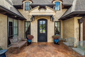 2427 E 44th Place, Tulsa, OK 74105