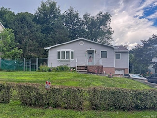 77 Duelk Ave, Monroe, NY 10950