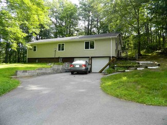 472 Concord Rd, Northfield, NH 03276