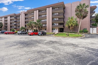 640 N Nova Rd Unit 511, Ormond Beach, FL 32174