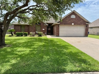 108 Audubon Woods Dr, Richwood, TX 77531