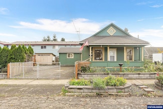 165 SE Clay St, Dallas, OR 97338