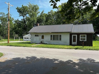 11592 E Main St, Owensburg, IN 47453