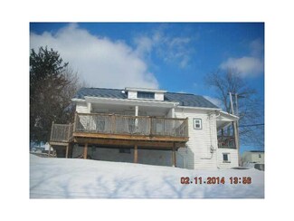 133 Kearns St, Imperial, PA 15126