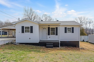 240 Orchard Ln, McMinnville, TN 37110