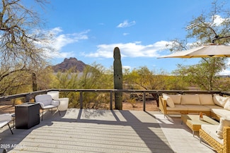 2306 N 55th St, Phoenix, AZ 85008