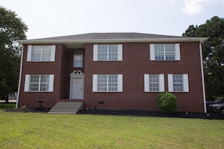 1805 Pointe Ct, Lebanon, TN 37087