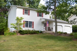 13 Andover Rd, Mountain Top, PA 18707
