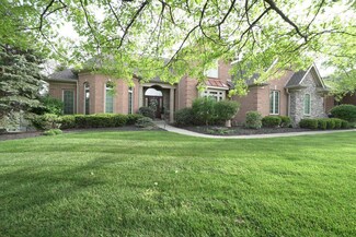 853 Pointe Dr, Crescent Springs, KY 41017