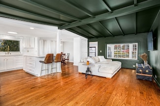 155 County Rd, Ashby, MA 01431