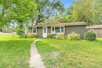 200 Arrowhead Trail, Chesterton, IN 46304