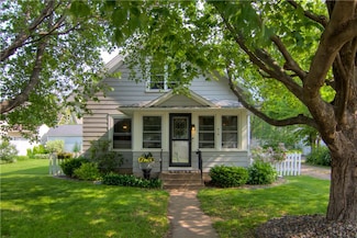 818 Maple St, Eau Claire, WI 54703