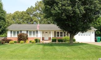 156 Albany St, Paducah, KY 42003