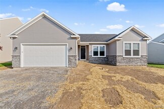 3860 Hallston Dr, Liverpool, NY 13090