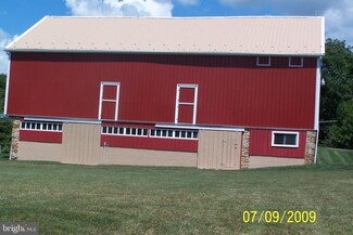 970 Long Run Rd, Pine Grove, PA 17963