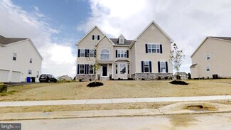 50 Lake Dr, Smyrna, DE 19977
