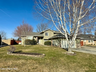 8289 N Rude St, Hayden, ID 83835