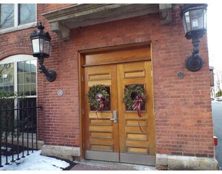 11 Lake St Unit 112, Wakefield, MA 01880