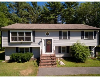 495 Richmond St, East Taunton, MA 02718