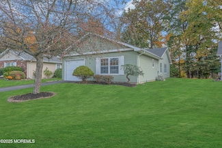 14 Brenner Ct, Brick, NJ 08724