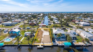 3084 8th Ave, Saint James City, FL 33956