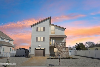 711 Stephanie Ct, Forked River, NJ 08731