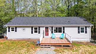 134 Roanoke Dr, Henrico, NC 27842