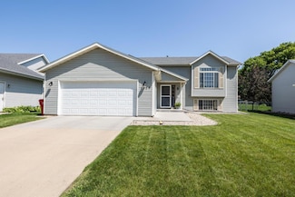 4521 57th St NW, Rochester, MN 55901