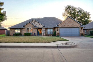3211 S Saddle Rock Rd, Stillwater, OK 74074
