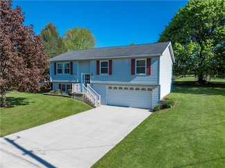 6 Club View Dr, Bath, NY 14810