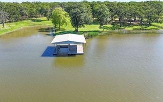 9501 Oakwood Rd, Quinlan, TX 75474