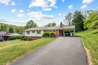 5724 Pine Acres Ln, Roanoke, VA 24018