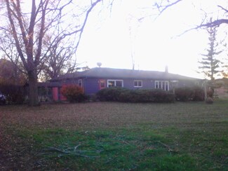 28000 W Main St, Wauconda, IL 60084