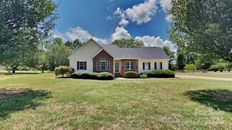 4922 Carillon Ct, York, SC 29745