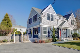 2 Katzman Place, Newport, RI 02840