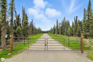 L3 Glacier Ave, Sterling, AK 99672