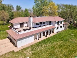 5642 70th Ave, Alta, IA 51002
